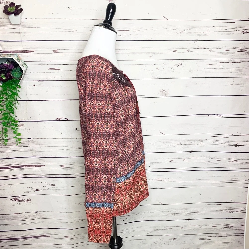 Vintage America Boho Lace Up Lara Top Long Sleeve Size Medium Red & Blue - Picture 5 of 7